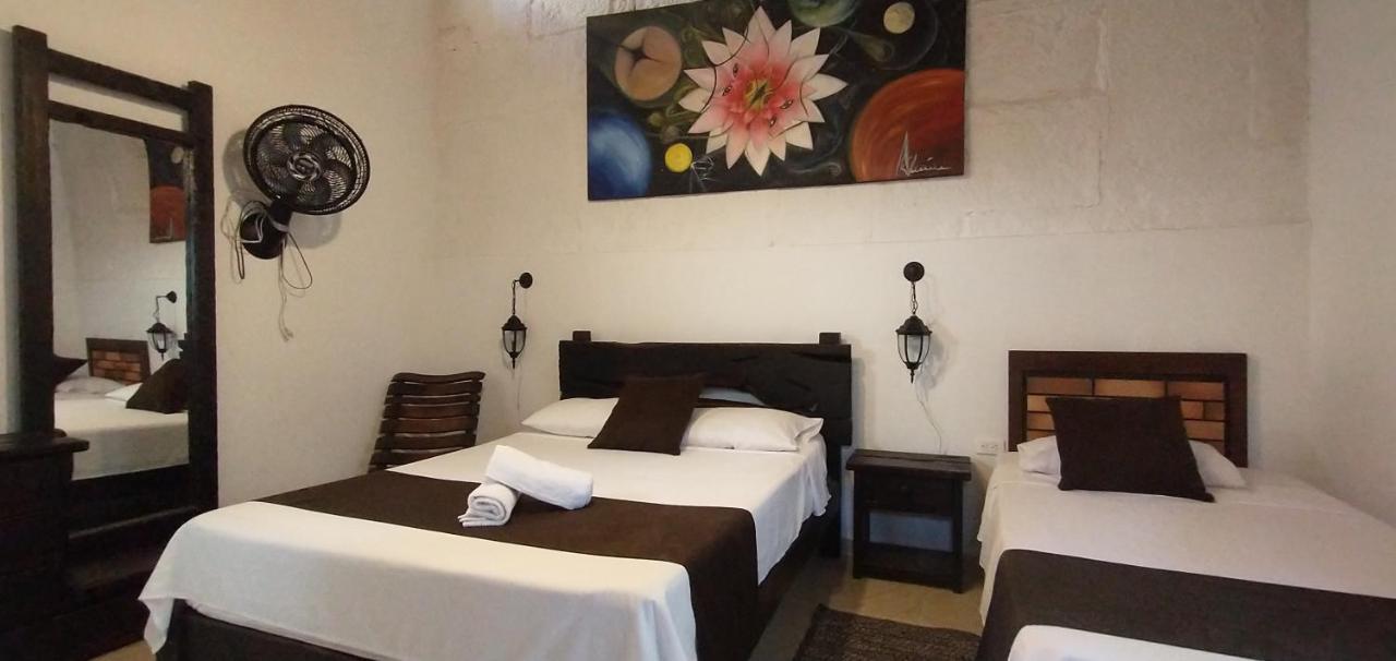 סן גיל Santander Aleman Hostel מראה חיצוני תמונה