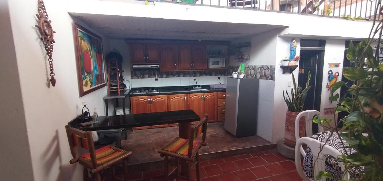 סן גיל Santander Aleman Hostel מראה חיצוני תמונה