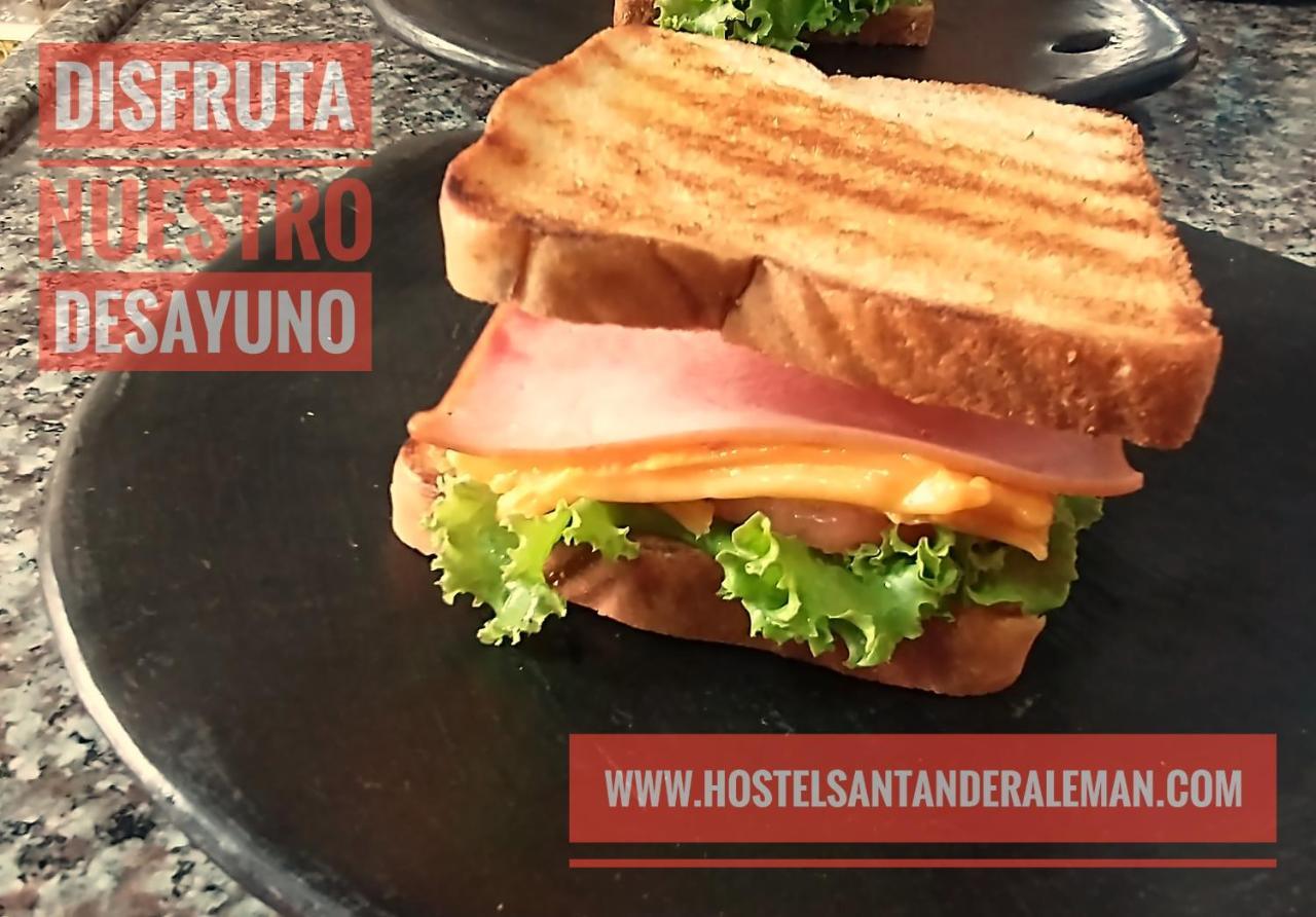 סן גיל Santander Aleman Hostel מראה חיצוני תמונה