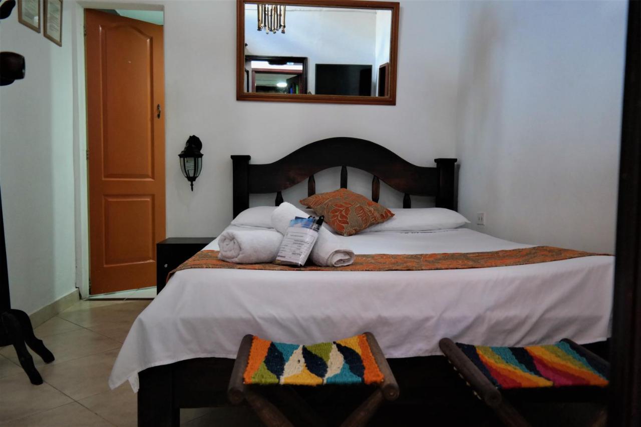 סן גיל Santander Aleman Hostel מראה חיצוני תמונה
