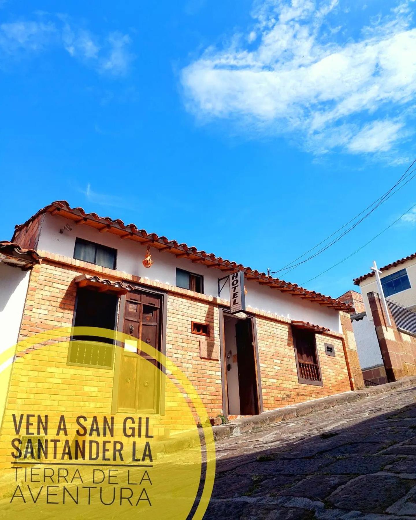 סן גיל Santander Aleman Hostel מראה חיצוני תמונה