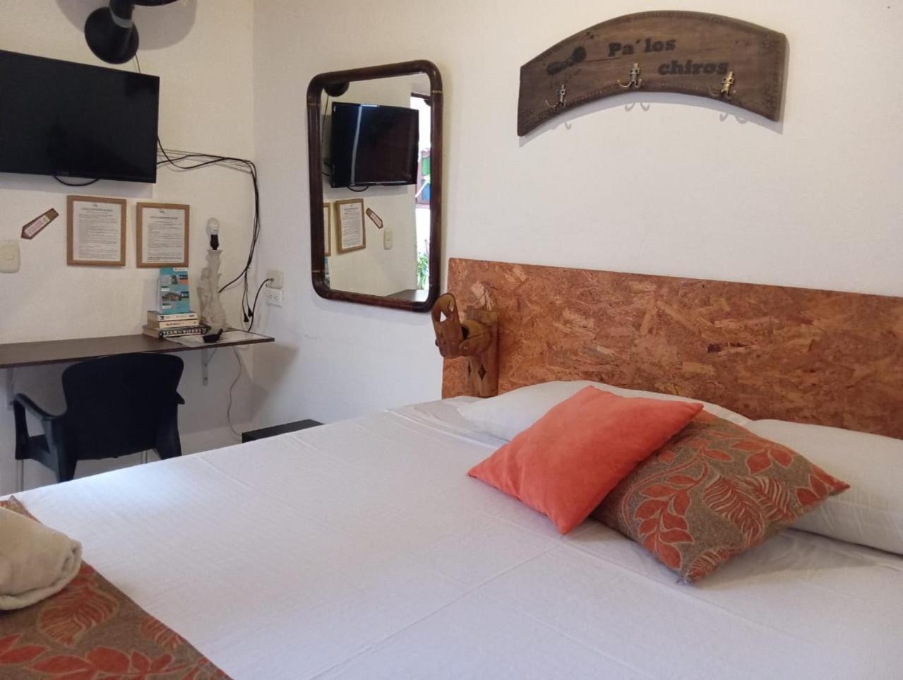 סן גיל Santander Aleman Hostel מראה חיצוני תמונה
