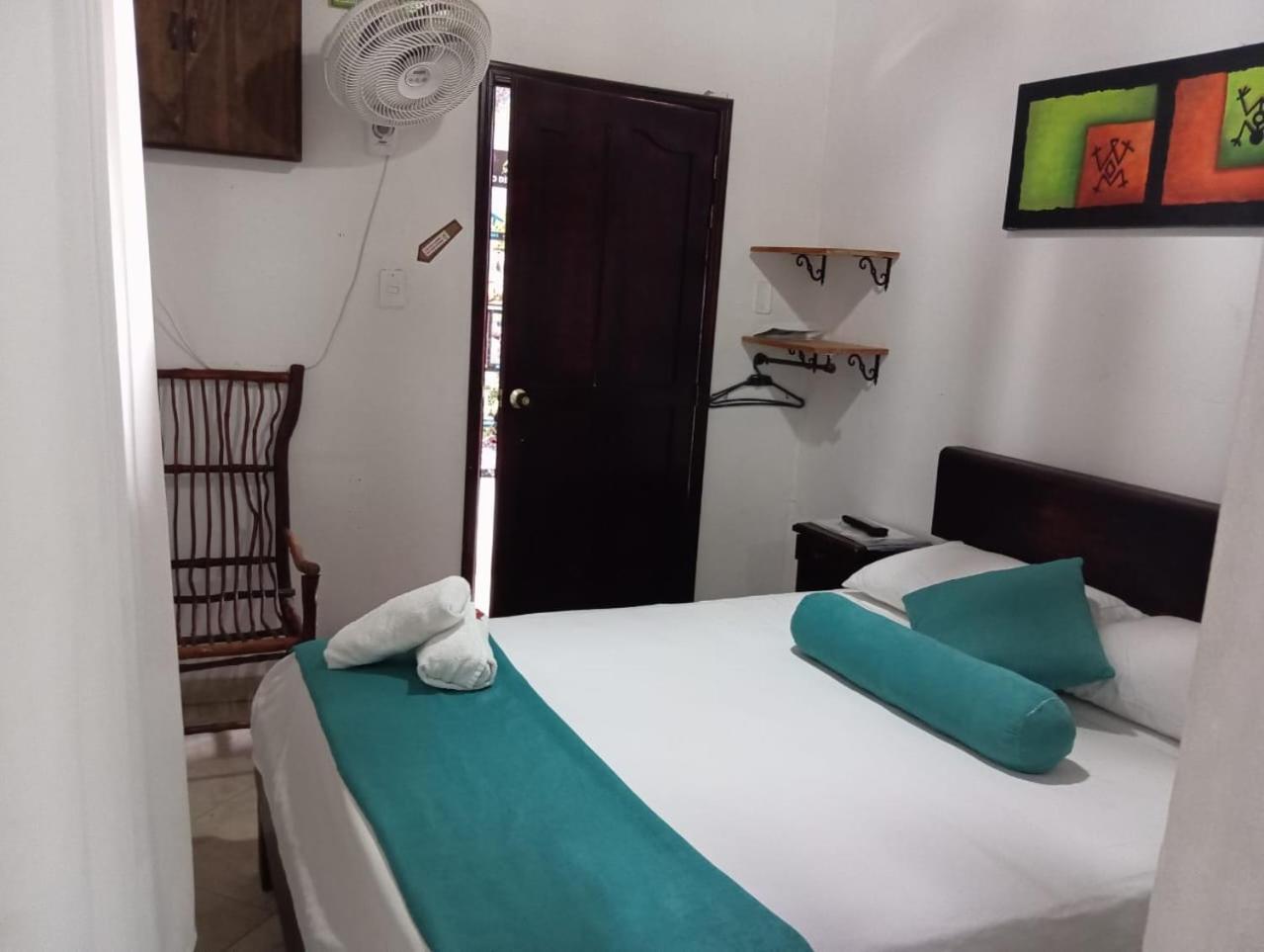סן גיל Santander Aleman Hostel מראה חיצוני תמונה