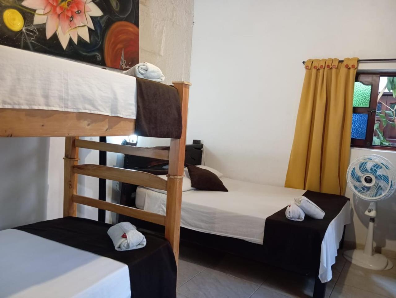 סן גיל Santander Aleman Hostel מראה חיצוני תמונה